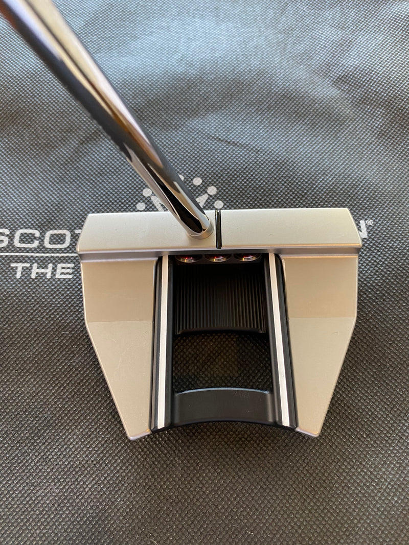 Scotty Cameron Futura 5S Tour Only with Blue Circle T Cover