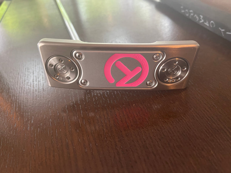 Scotty Cameron Circle T Pink  Squareback 2 Tourtype