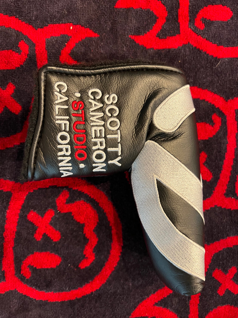 Scotty Cameron Older Version Black and Silver Industrial Circle T Putter Cover