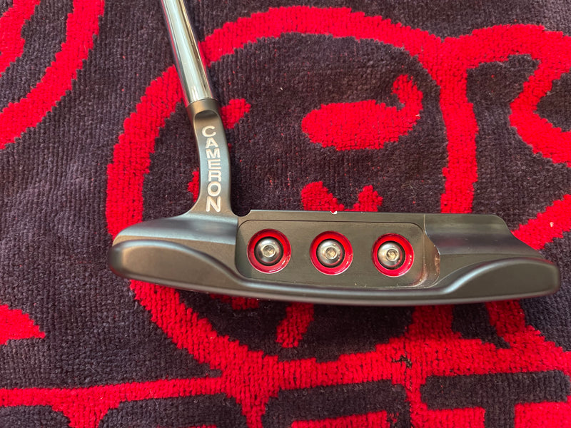 Scotty Cameron Newport 1.5 T10 Select Buttonback