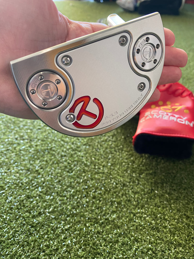 Scotty Cameron Flowback 5.5 Tourtype 34 inch with 20g Circle T weights Tour Only