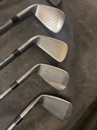 Titleist DCI Golf Clubs 2 Thru PW- Set of 8 Iron Set Right Handed